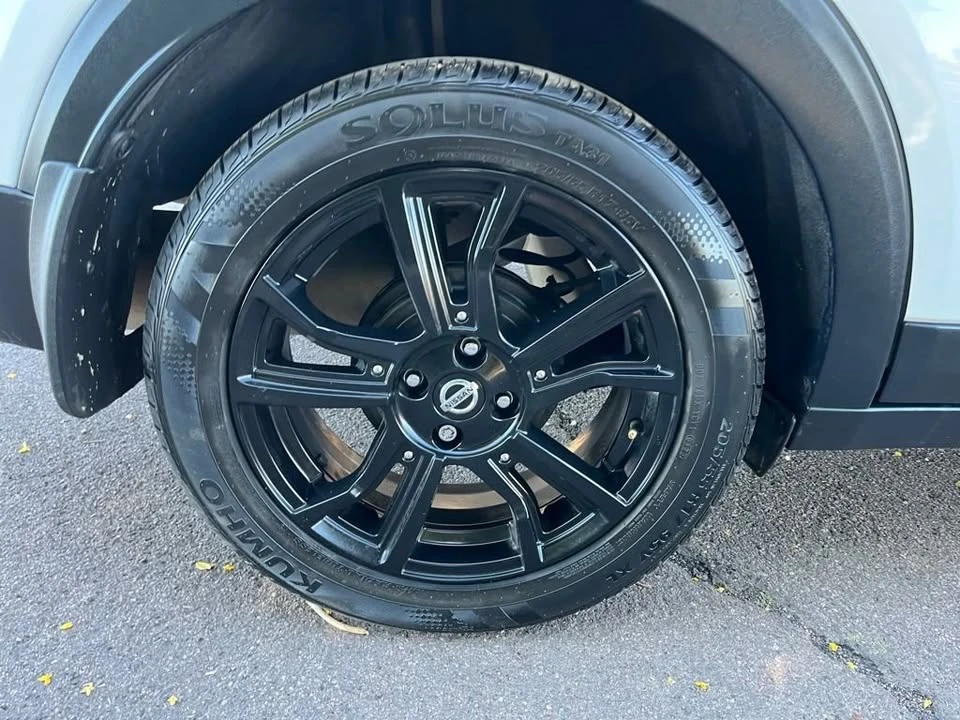 2020 Nissan Kicks - Image 11 of 19