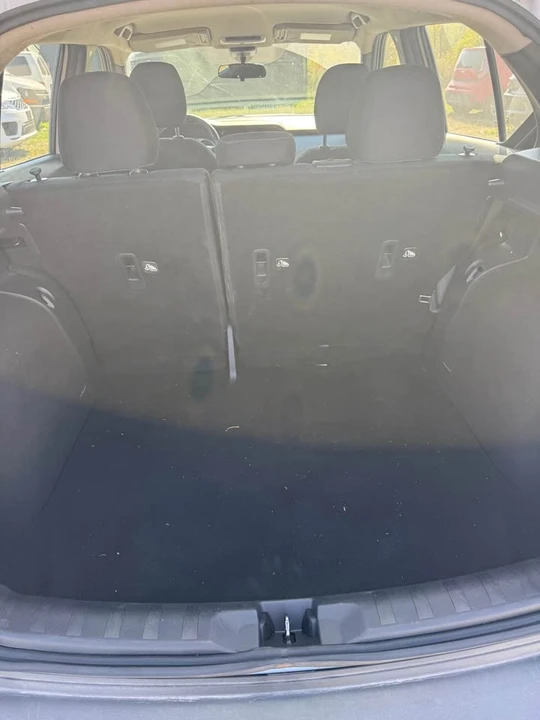 2020 Nissan Kicks - Image 8 of 9
