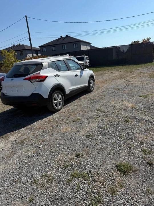 2020 Nissan Kicks - Image 3 of 9