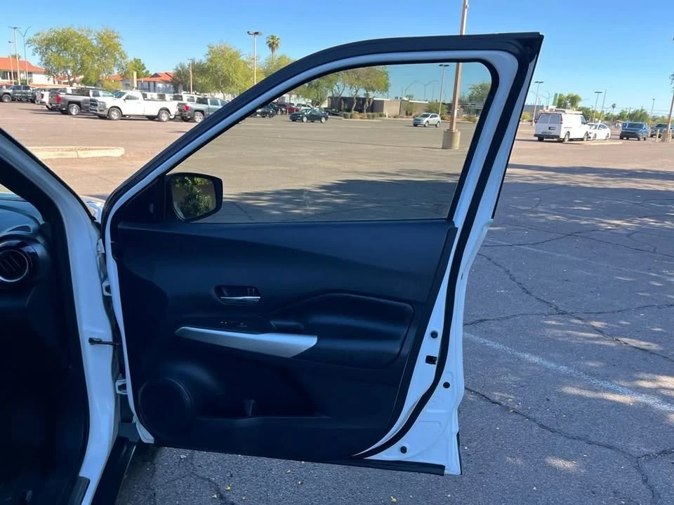 2020 Nissan Kicks - Image 18 of 19
