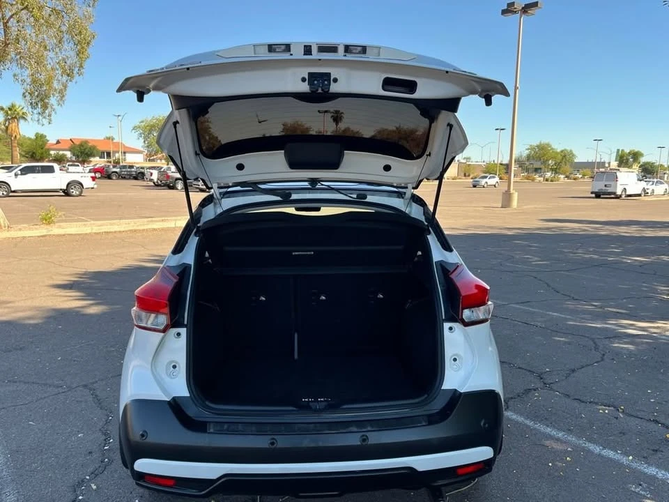 2020 Nissan Kicks - Image 12 of 19