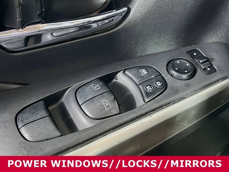 2020 Nissan Kicks - Image 17 of 19