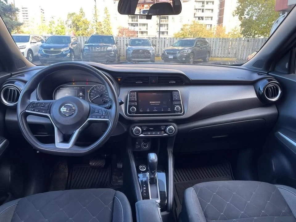 2020 Nissan Kicks - Image 16 of 17