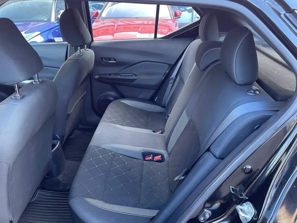 2020 Nissan Kicks - Image 17 of 17