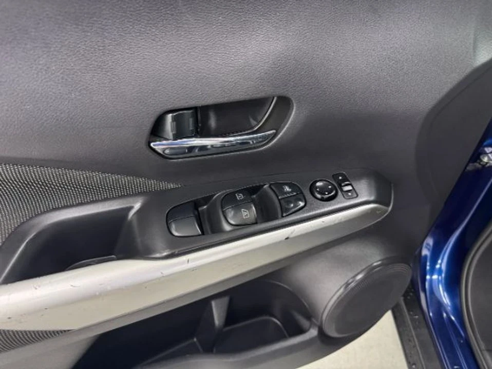 2020 Nissan Kicks - Image 9 of 20