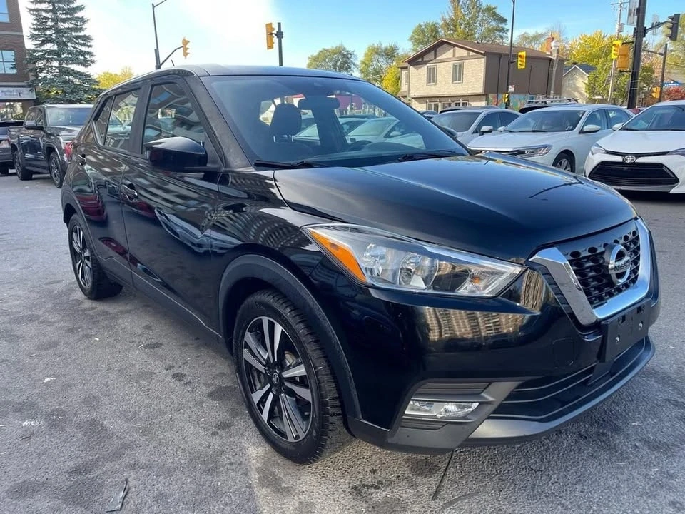 2020 Nissan Kicks - Image 3 of 17