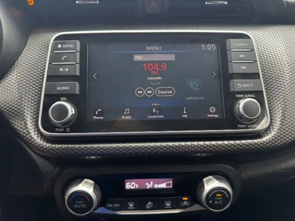 2020 Nissan Kicks - Image 17 of 20