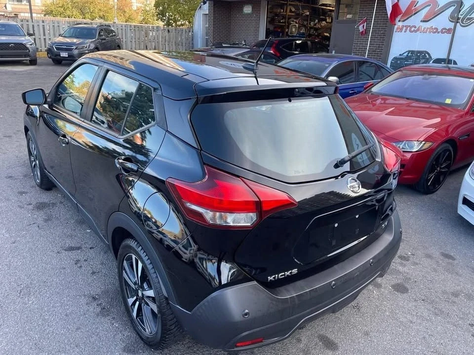 2020 Nissan Kicks - Image 7 of 17