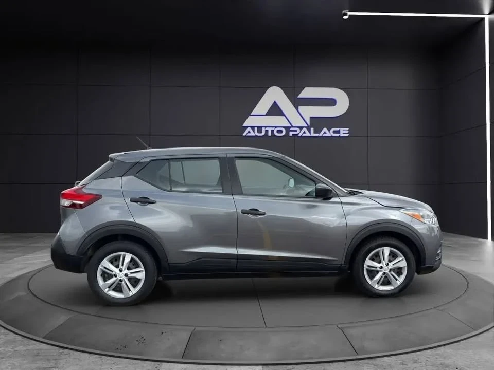 2020 Nissan Kicks - Image 8 of 18