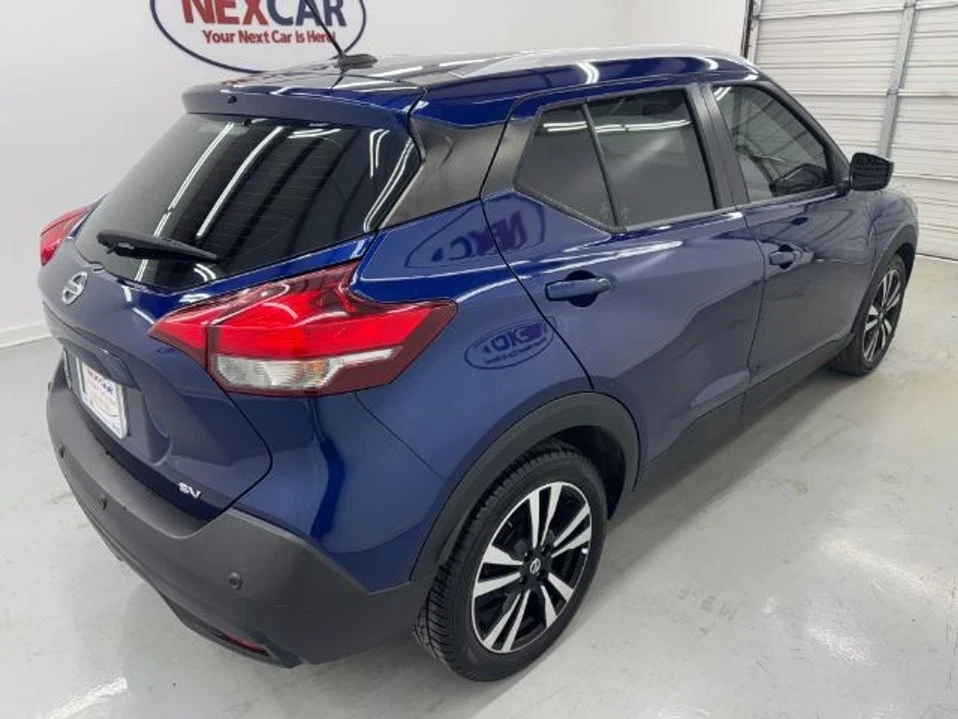 2020 Nissan Kicks - Image 2 of 20