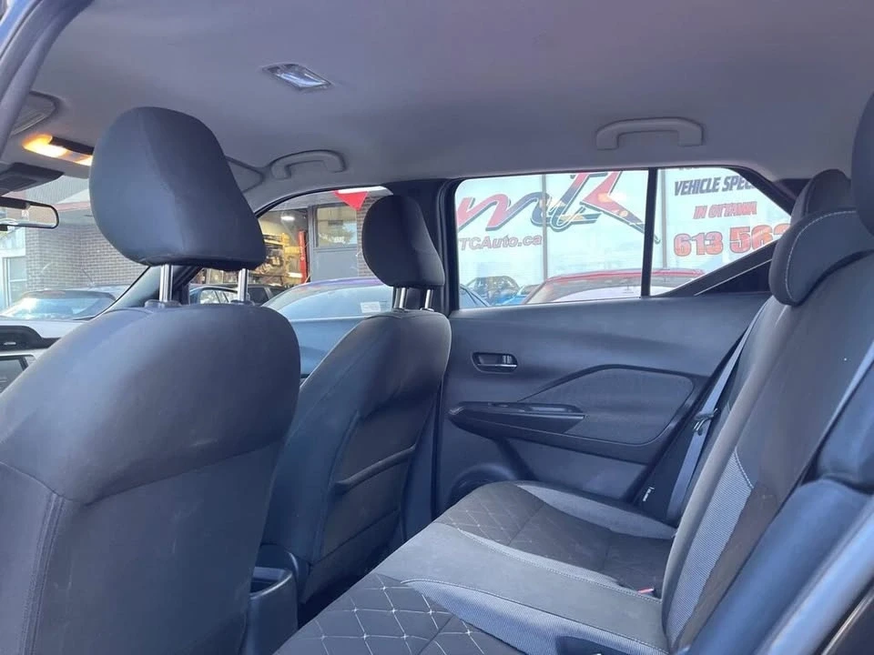 2020 Nissan Kicks - Image 13 of 17