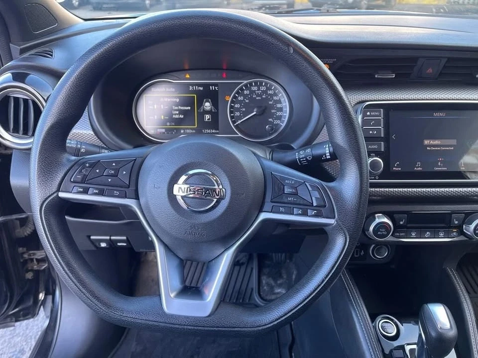 2020 Nissan Kicks - Image 9 of 17