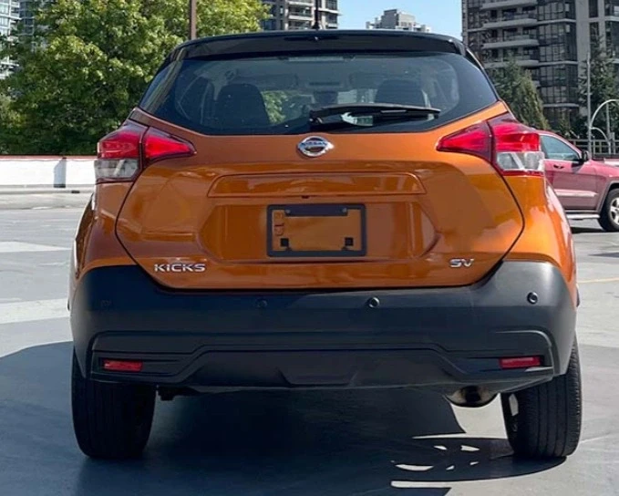 2020 Nissan Kicks - Image 7 of 11