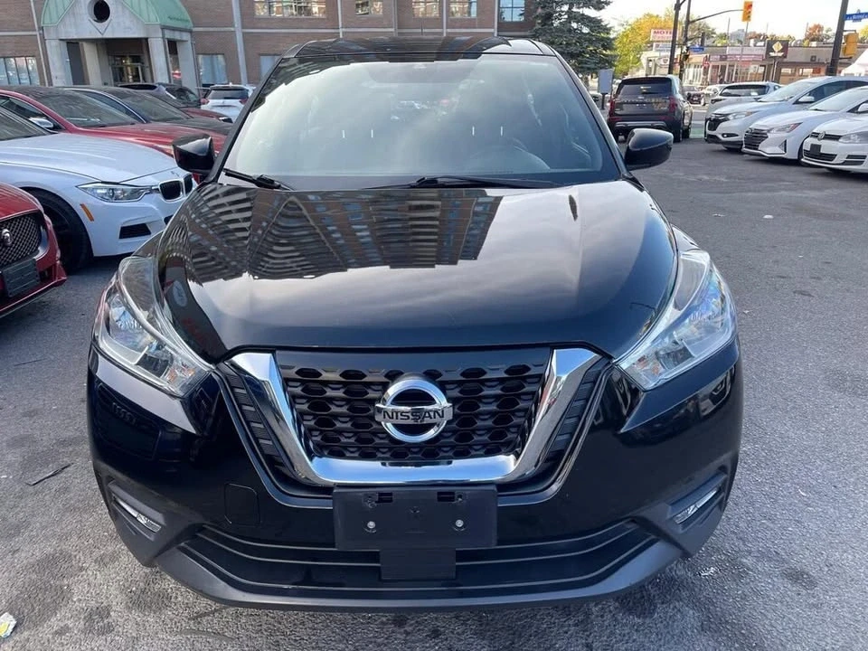 2020 Nissan Kicks - Image 2 of 17