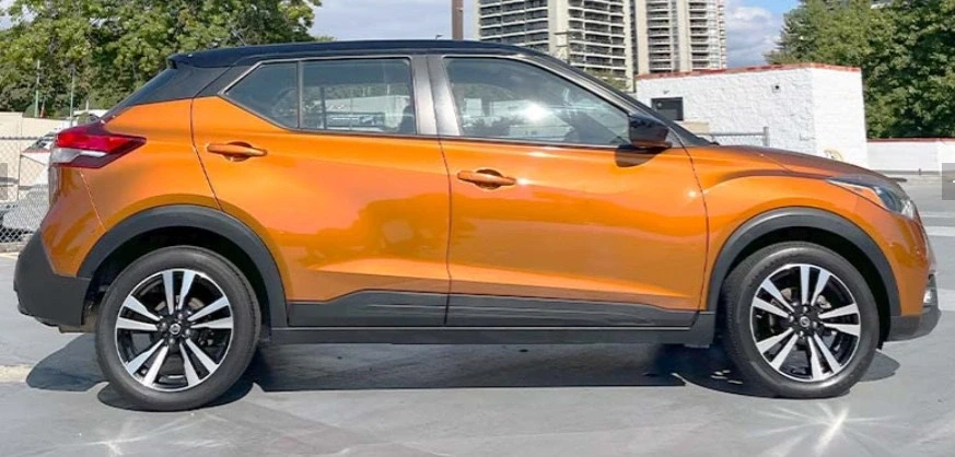2020 Nissan Kicks - Image 4 of 11