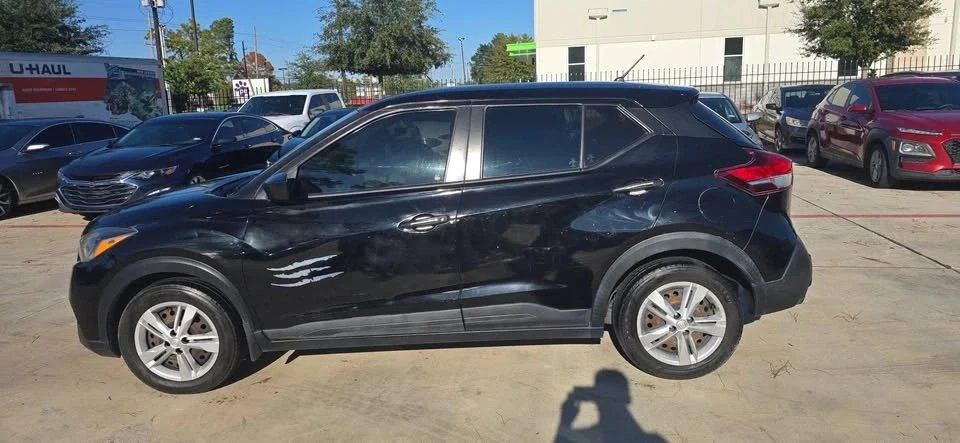 2020 Nissan Kicks - Image 6 of 20