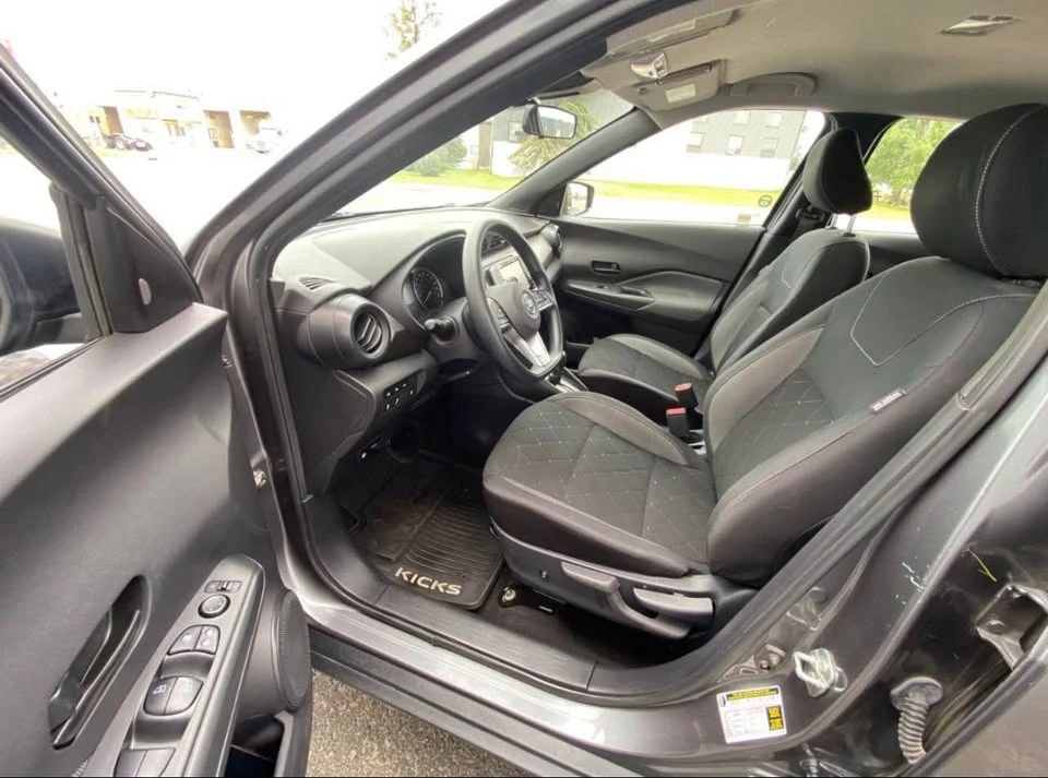 2020 Nissan Kicks - Image 4 of 10