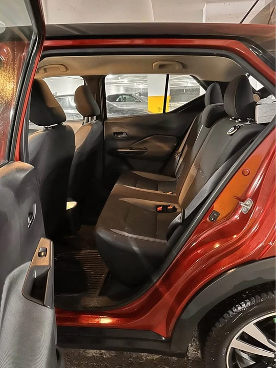 2020 Nissan Kicks - Image 8 of 18