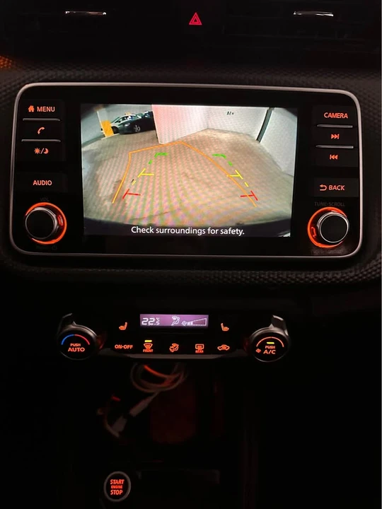 2020 Nissan Kicks - Image 15 of 18