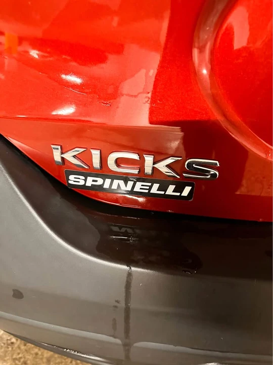 2020 Nissan Kicks - Image 14 of 18