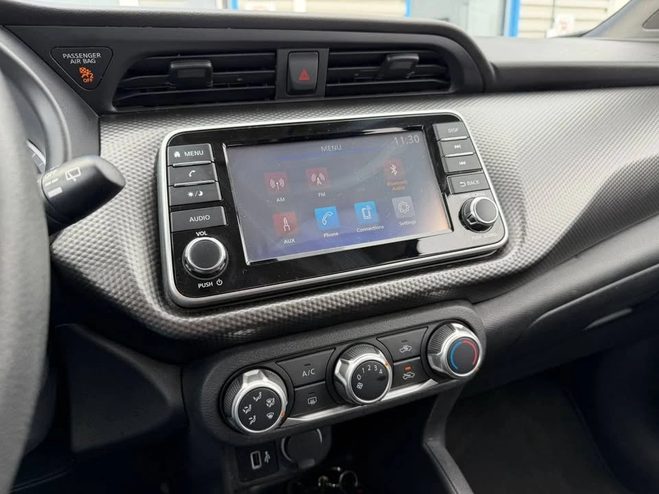 2020 Nissan Kicks - Image 11 of 18