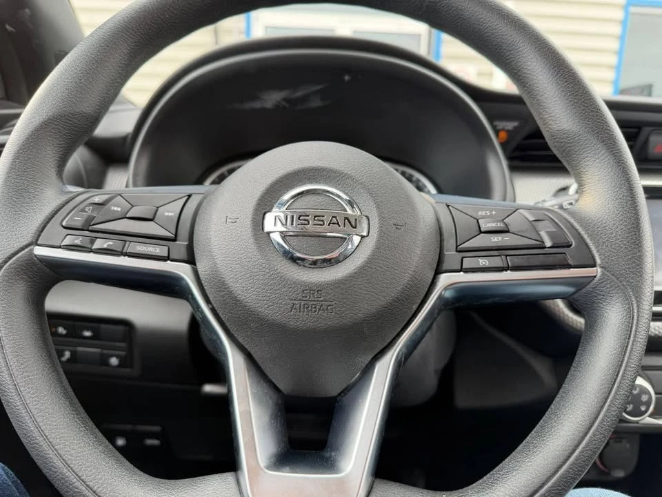 2020 Nissan Kicks - Image 8 of 18