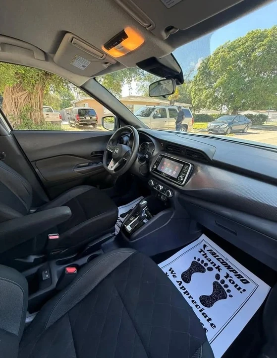 2020 Nissan Kicks - Image 16 of 18