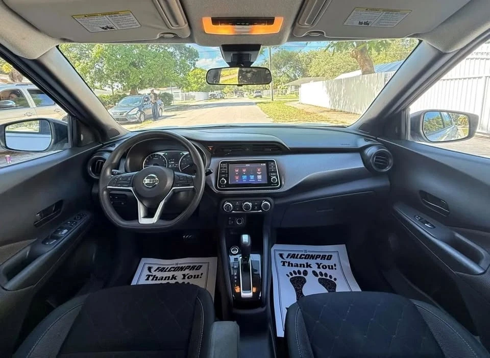 2020 Nissan Kicks - Image 12 of 18