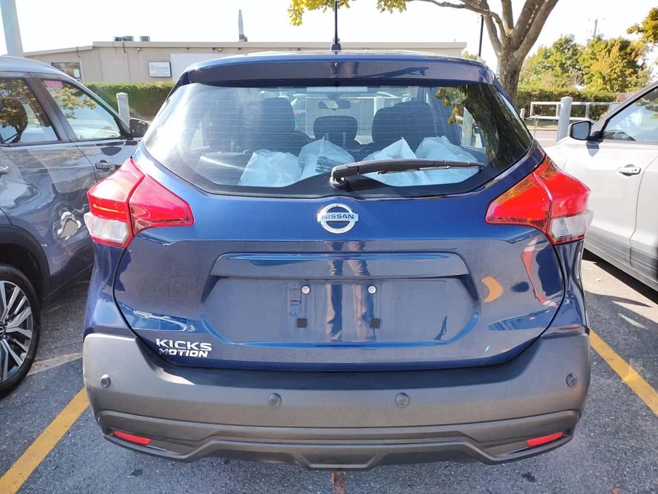2020 Nissan Kicks - Image 3 of 10