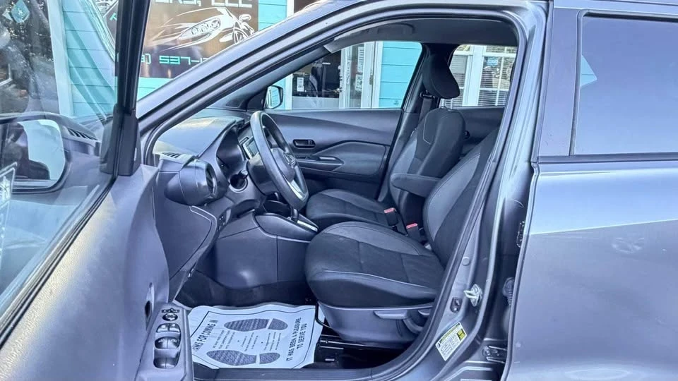2020 Nissan Kicks - Image 8 of 18