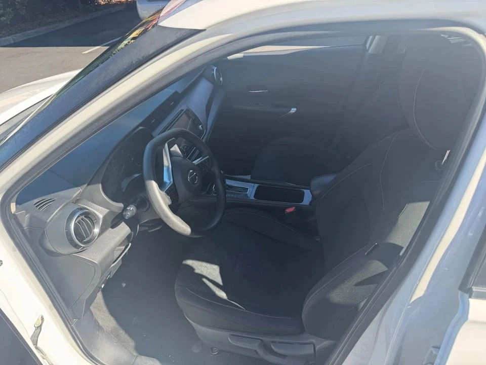 2020 Nissan Kicks - Image 5 of 6