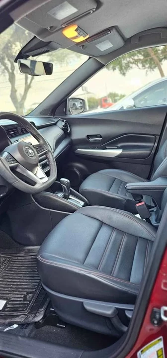 2020 Nissan Kicks - Image 7 of 8