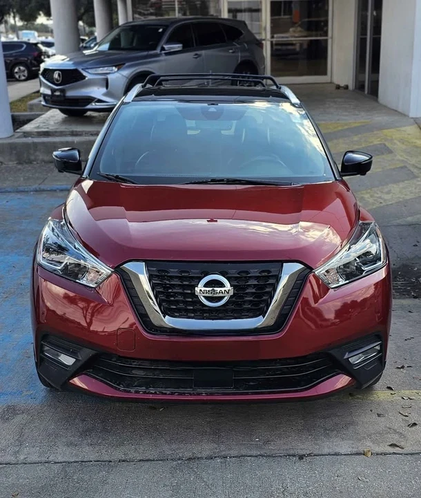 2020 Nissan Kicks - Image 2 of 8