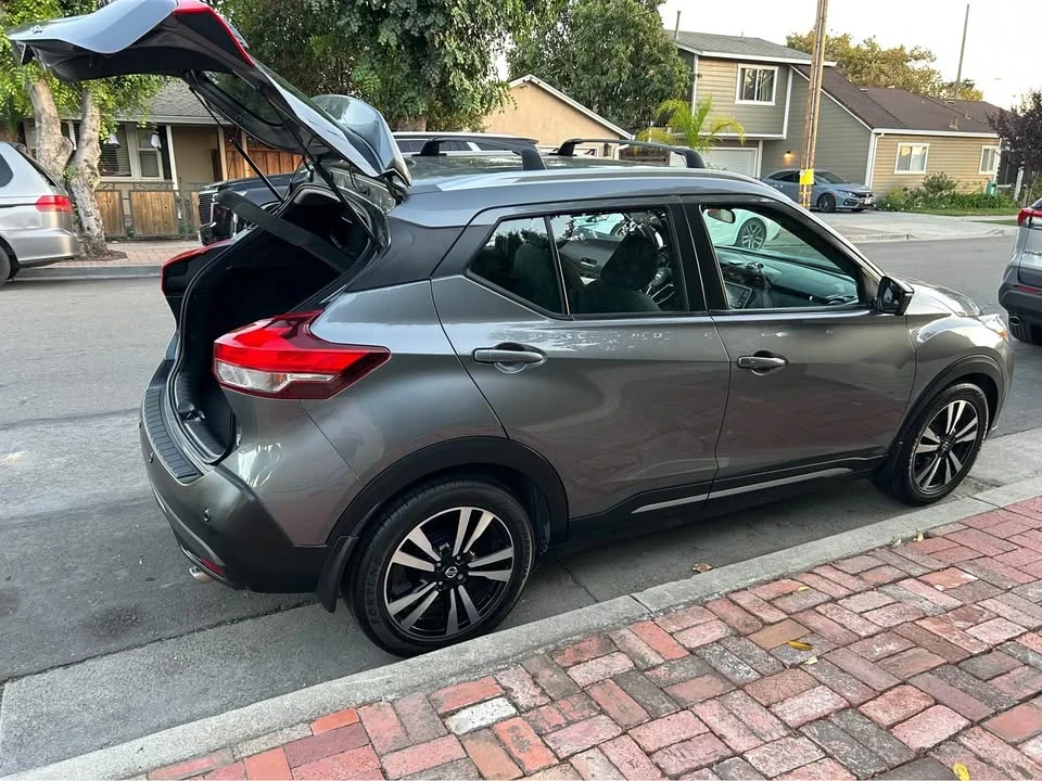 2020 Nissan Kicks - Image 6 of 8
