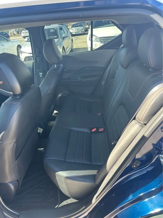 2020 Nissan Kicks - Image 8 of 14