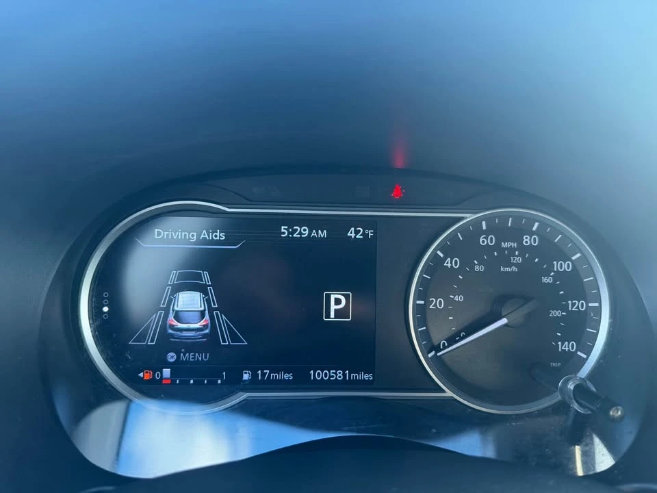 2020 Nissan Kicks - Image 15 of 18