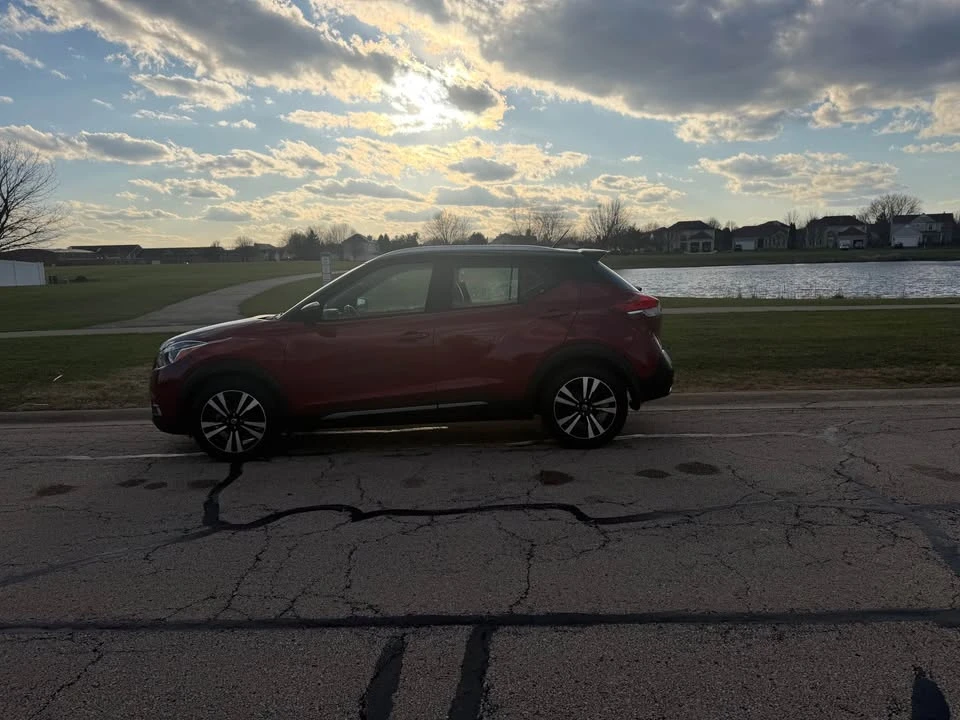 2020 Nissan Kicks - Image 10 of 18