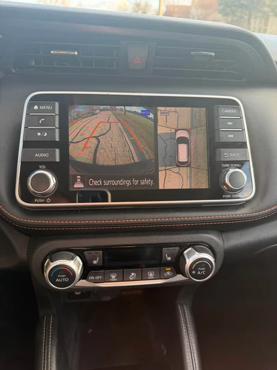2020 Nissan Kicks - Image 14 of 18