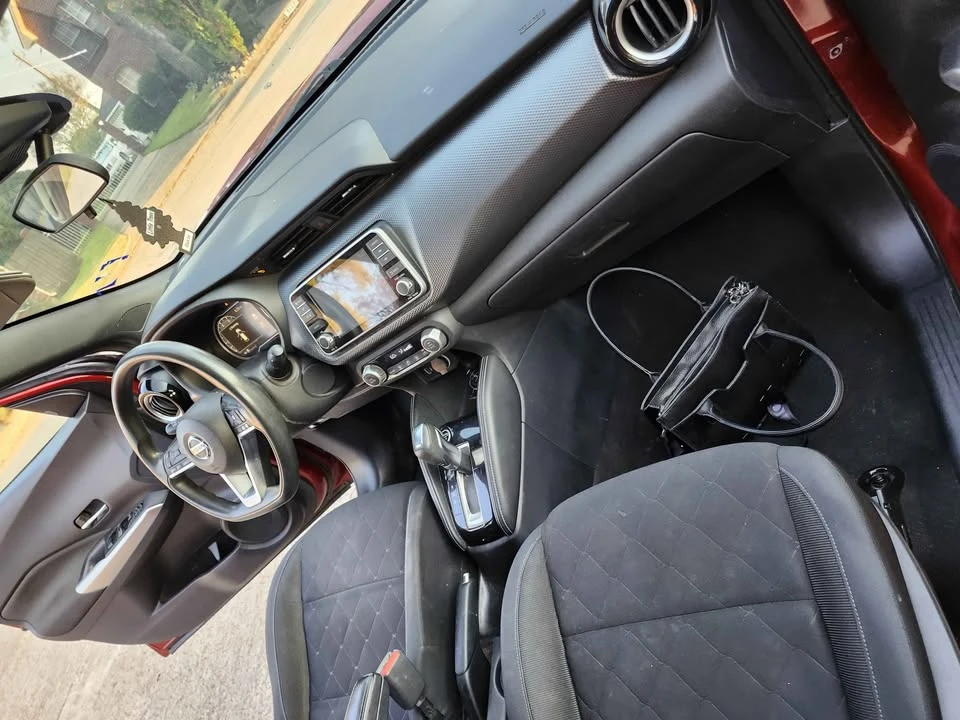 2020 Nissan Kicks - Image 7 of 15