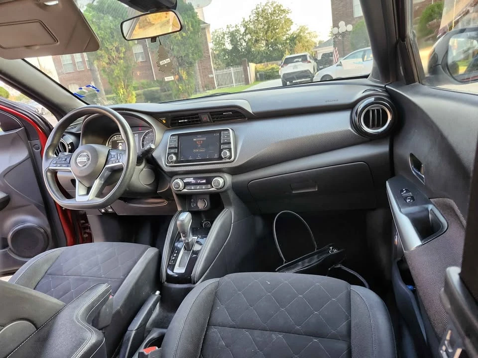 2020 Nissan Kicks - Image 4 of 15