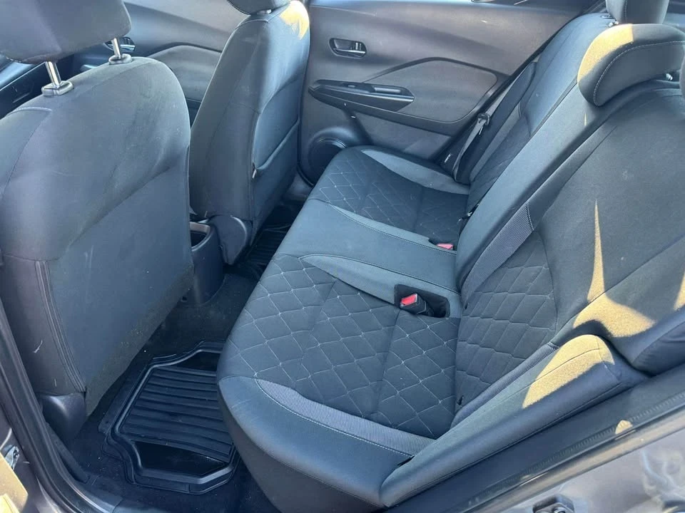 2020 Nissan Kicks - Image 18 of 20