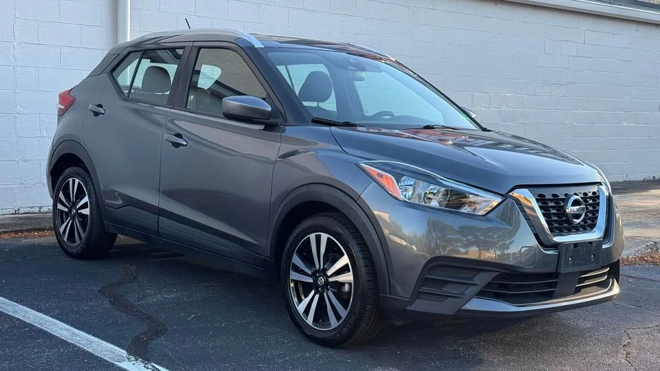 2020 Nissan Kicks - Image 4 of 20