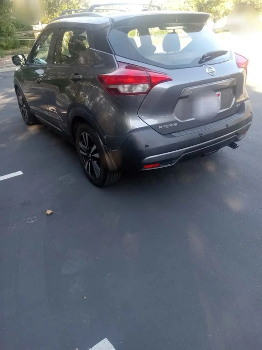 2020 Nissan Kicks - Image 2 of 8