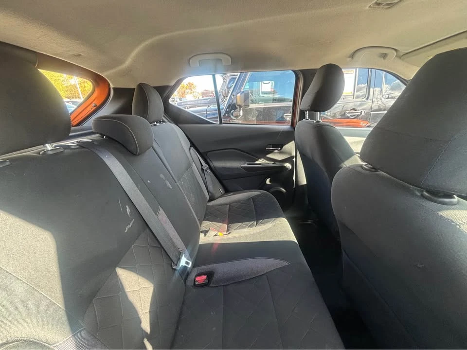 2020 Nissan Kicks - Image 11 of 13