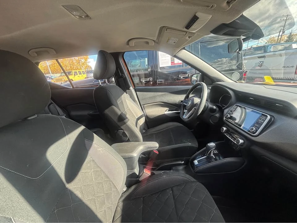 2020 Nissan Kicks - Image 12 of 13
