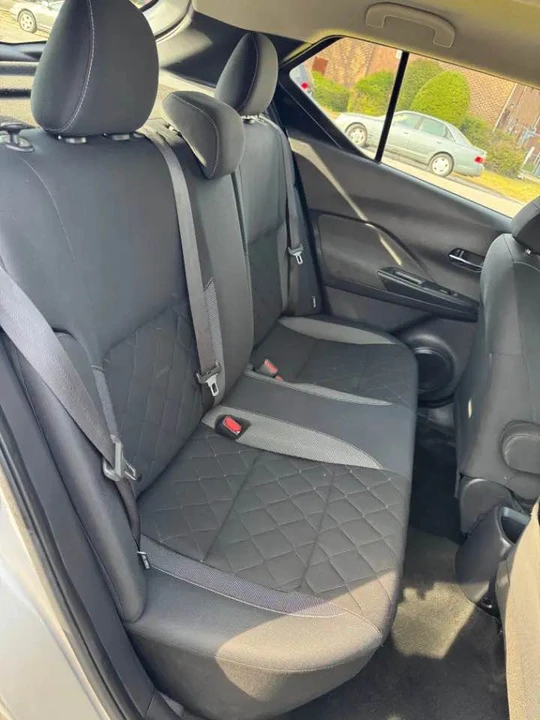 2020 Nissan Kicks - Image 15 of 19