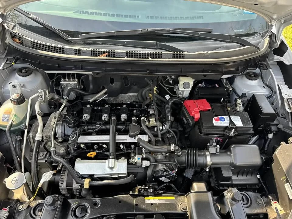 2020 Nissan Kicks - Image 5 of 19