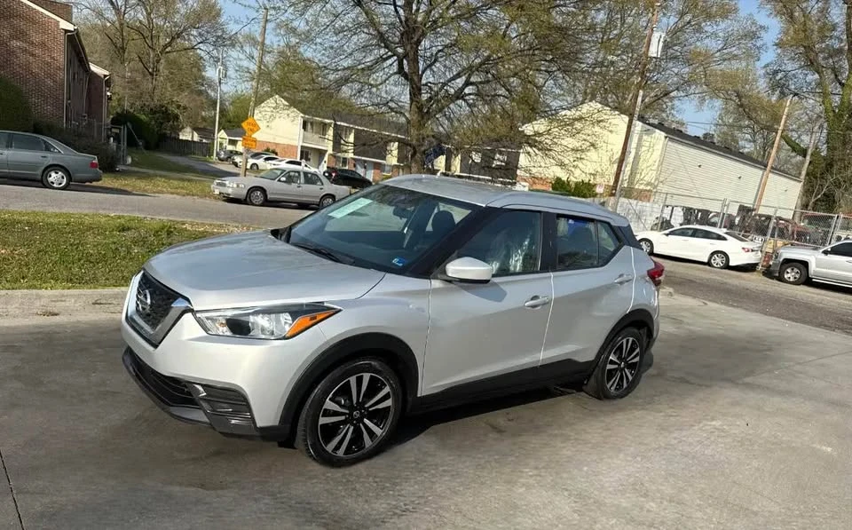 2020 Nissan Kicks - Image 6 of 19