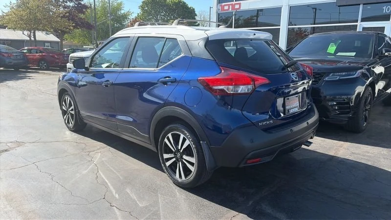 2020 Nissan Kicks - Image 6 of 10