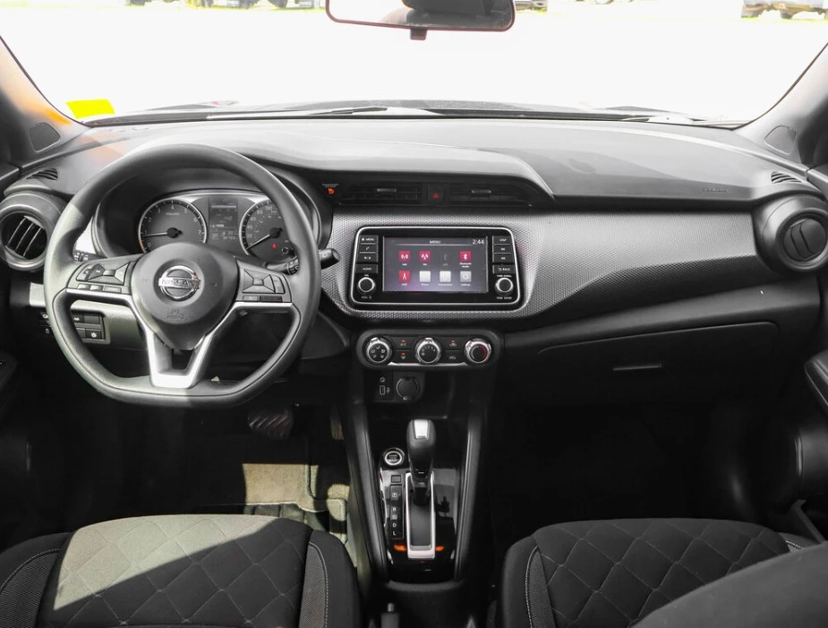 2020 Nissan Kicks - Image 16 of 16